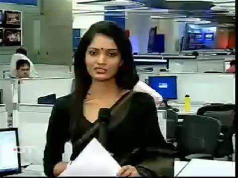 Spicy Newsreaders: Hot newsreaders of ndtv india in saree