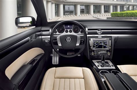 Phaeton Interior | Volkswagen phaeton, Volkswagen, Vw passat