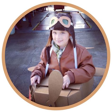 Amelia Earhart. | Homemade costumes, Costumes, Parades