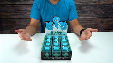 Rick and Morty Mr. Meeseeks' Box of Blue Raspberry Sours Unboxing and ...