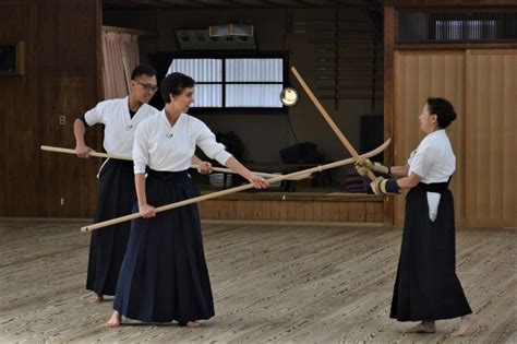 Shubukan Naginata Martial Arts School in Japan - Masters of the Tendo ...