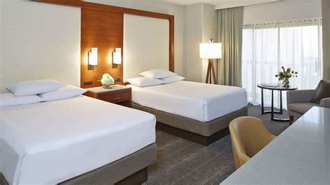 Hotel Rooms Downtown Atlanta | Hyatt Regency Atlanta