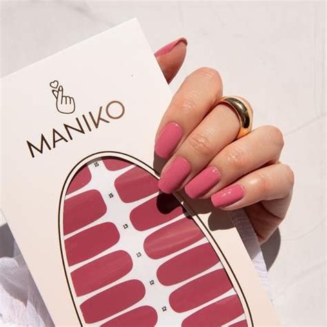 How To Apply Maniko Nail Polish Strips Si Meme, Manicure, Nails, Aloe ...