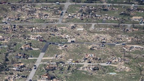 Photos: 2011 Joplin tornado aerial views