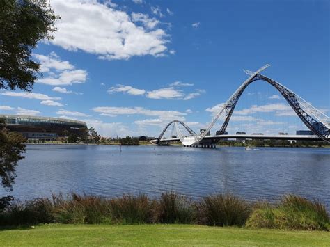 Swan River Walk - Optus Stadium to Claisebrook Cove - Seniors / Over 55's Guide to Perth