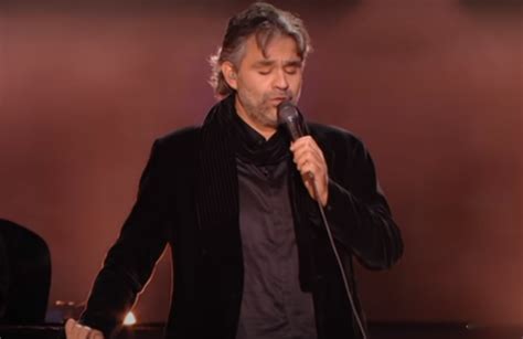 This Andrea Bocelli Live Performance Of ‘Can’t Help Falling In Love’ Is Pure Perfection ...