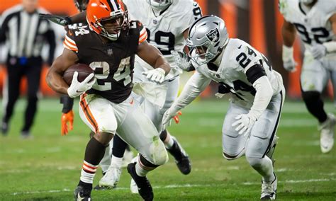 Browns: Nick Chubb misses second practice, will he play vs. Saints?