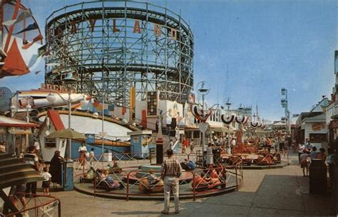 ROCKAWAYS' PLAYLAND Rockaway Beach, NY Amusement Parks Postcard