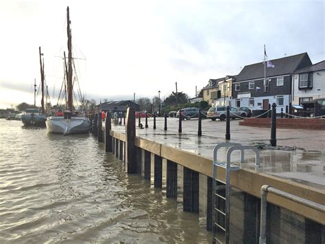 Hythe Quay Rebuild Project, Maldon - Maxx Piling | Sheet Steel Piling