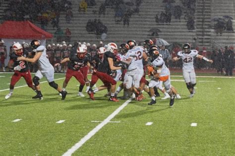 Utica at Chippewa Valley football photo gallery – Macomb Daily