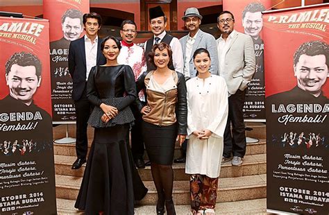 Fajarv: Saloma Dan P Ramlee Songs