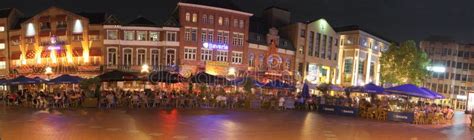 Nightlife in Eindhoven, the Netherlands Editorial Stock Image - Image of nightlife, orange: 28944304