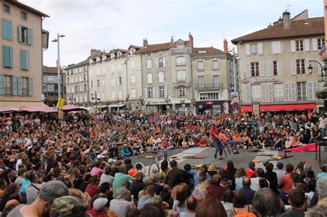 Aurillac. Festival de théâtre de rue : le programme du samedi 17 août 2024