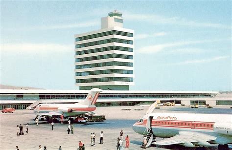 El Aeropuerto Internacional Jorge Chávez, inaugurado a mediados de los años 60 (1965 aprox ...