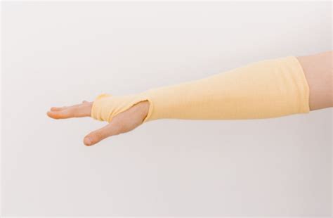 KEVLAR SLEEVES TWO PLY WITH THUMB - Calko Group