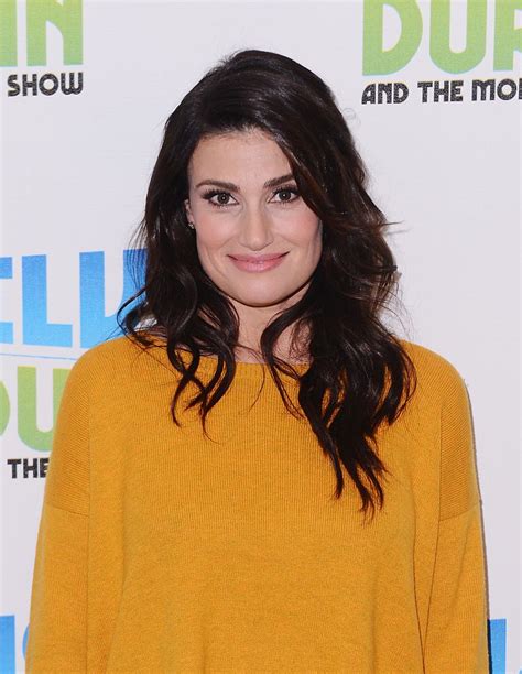 'Frozen 2': Idina Menzel May Hesitate to Sing 'Into the Unknown' Live