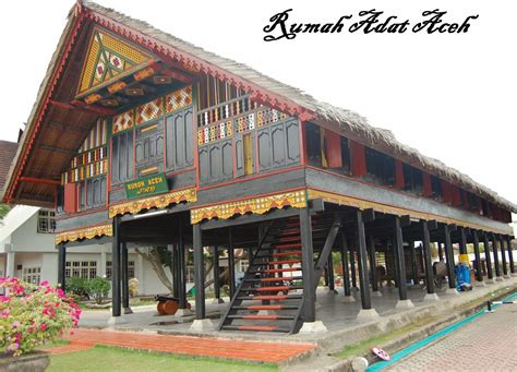 Rumah Adat Aceh - Indonesian Culture