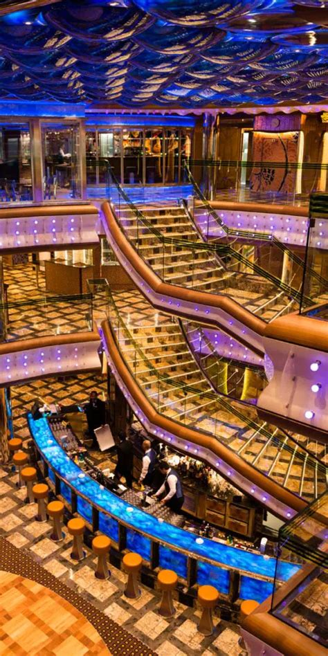 THE 6 BEST CRUISE SHIP INTERIOR - maritmeculture