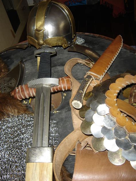 Saxon Arms and Armor. | Ancient warfare, Anglo saxon history, Germanic ...