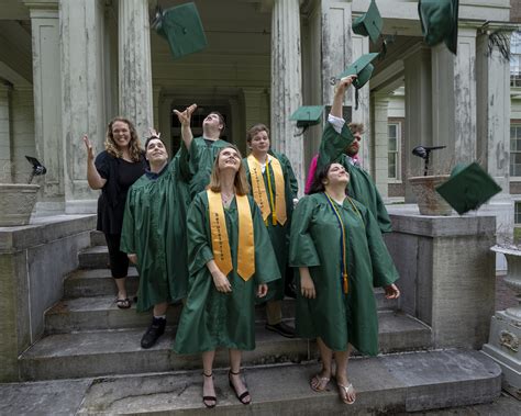 Kentucky School for the Deaf celebrates seven Class of 2022 graduates ...