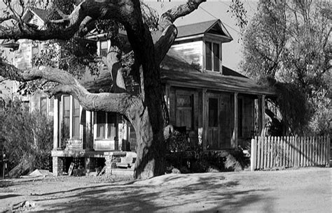 Boo Radley House Description Quotes. QuotesGram