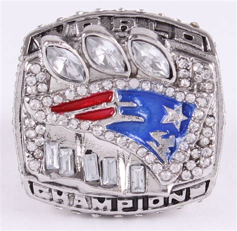 Tom Brady Patriots High Quality Replica 2005 Super Bowl XXXIX Championship Ring | Pristine Auction