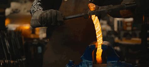 Beyond Gorgeous Video Shows The Making Of A Damascus Steel Sword