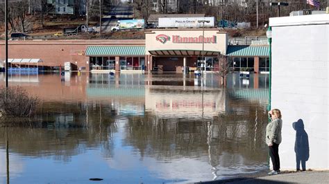 Hannaford Supermarket in Gardiner: A Triumphant Return After Devastating Floods