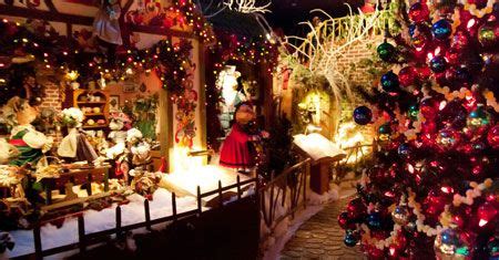 National Christmas Center Family Attraction & Museum | Pennsylvania Dutch Country | Lancaster ...