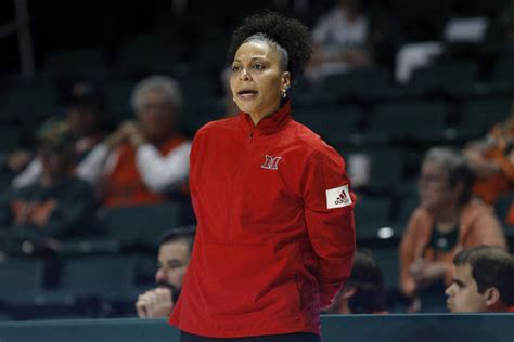 Miami (Ohio) women’s basketball coach DeUnna Hendrix resigns after ...