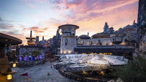 Star Wars: Galaxy’s Edge Marks Its First Anniversary at Disney’s ...