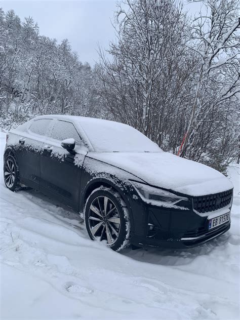 Our new Polestar 2 looks good in snow : r/Volvo