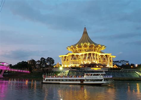 Sarawak River Cruise - Amansar Travel & Tours