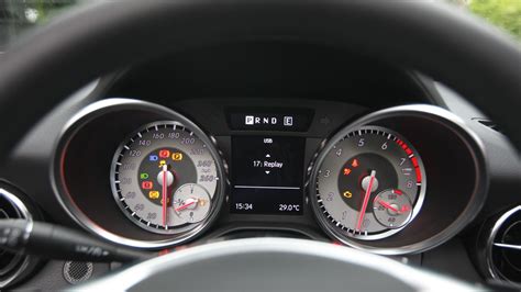 MercedesBenz-SLK-2013-350-Interior Car Photos - Overdrive