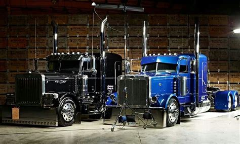 2006 Black Peterbilt 379 & 2013 Blue Peterbilt 389