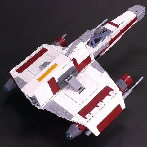 E-wing Starfighter - Minifig Scale — Brick Vault