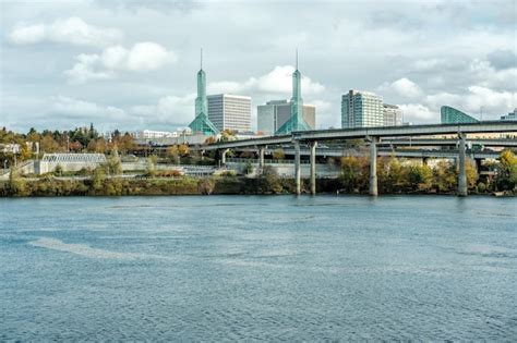 Premium Photo | Portland city skyline