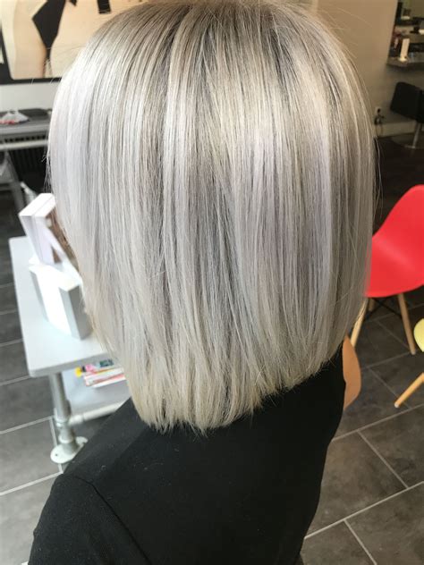 Silver stretched root icy blonde Platinum Blonde Hair Color, Silver ...