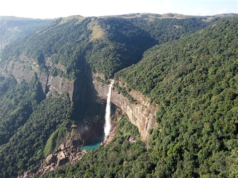 Exploring the Natural Wonders: Cherrapunjee/Cherrapunji Tour 2024 - Hotels in Shillong ...