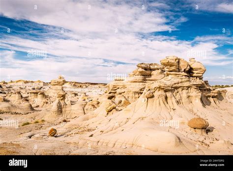 Bisti Badlands, New Mexico, USA hoodoo rock formations Stock Photo - Alamy