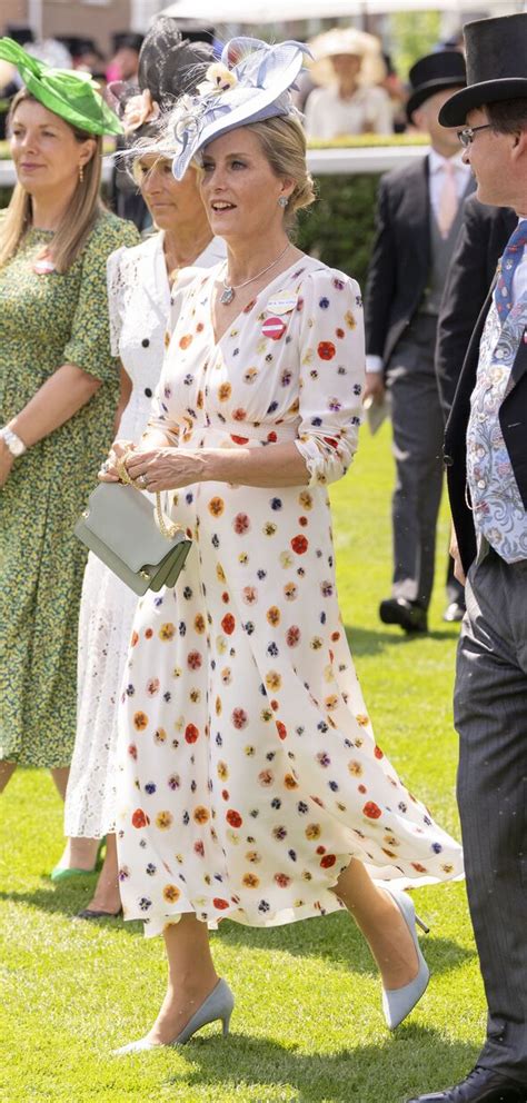 Sophie, Duchess of Edinburgh wears £1,150 dress at Royal Ascot today ...