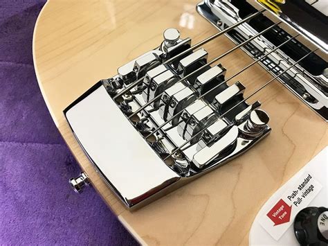 Babicz FCH Rickenbacker Bass Bridge - Best Bass Gear