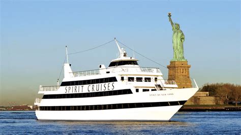 Spirit of New York Signature Dinner Cruise