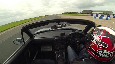 Bedford Autodrome GT Circuit July 1st 2013 Supercharged MX5 - YouTube