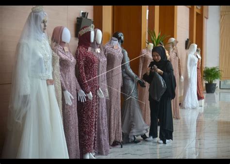 Pameran Produk Umkm Fashion Di Aceh | ANTARA Foto