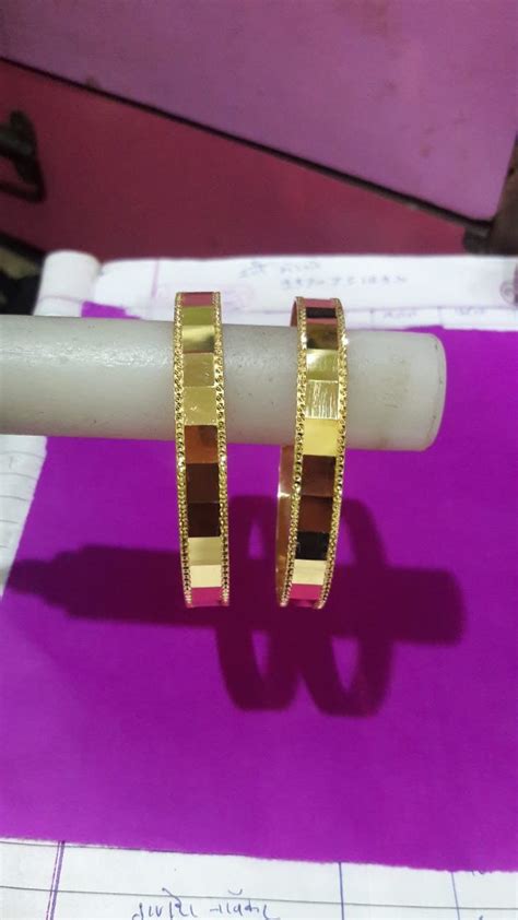 Pin by Anila Reddy on Gold jewellery | Gold bangles design, Diamond earrings design, Diamond ...