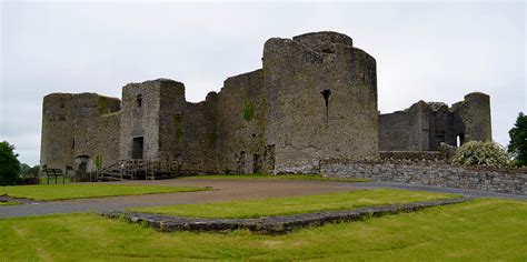 Roscommon Castle Ruins Photograph by Jeffrey Hamilton - Fine Art America