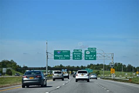 Exit Signs Seen on a New York Interstate Editorial Image - Image of niagara, waterfalls: 45107070