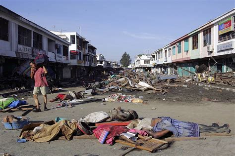 Boxing Day tsunami: Incredible then and now photos from Indian Ocean disaster on 26 December ...