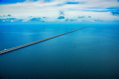 Lake Pontchartrain Causeway Aerial Stock Photo - Download Image Now - iStock